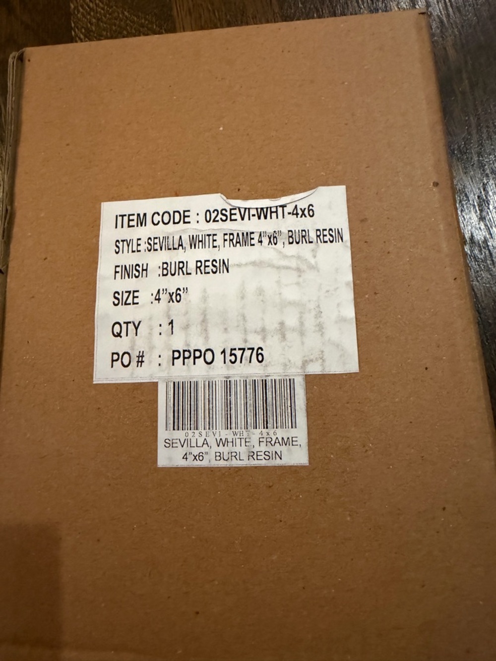 NIB “PIGEON & POODLE” Burl Resin White Frame With Picture - Picture 4 of 5